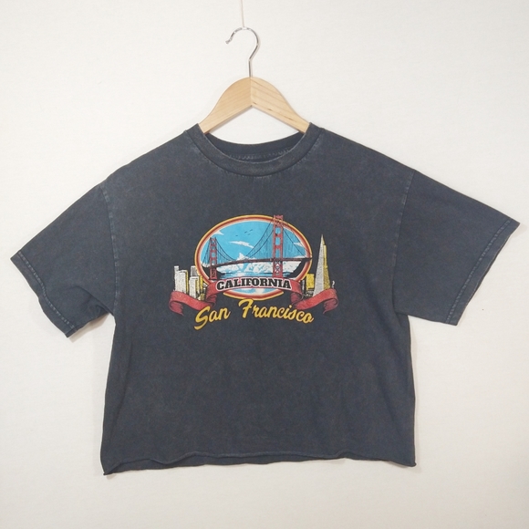 SOLD Brandy Melville Aleena San Francisco Top - Picture 4 of 8